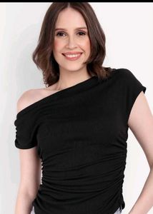 Chic Off-Shoulder Black Top