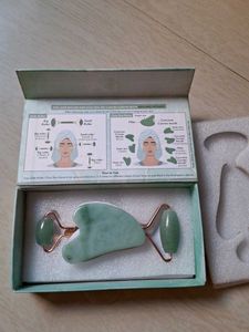 Face Jade Roller