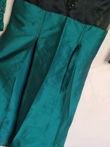 Long Beautiful Gown With Inner Separate ✨