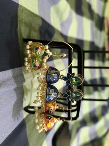 4 Pair Ear Rings No Return Refund