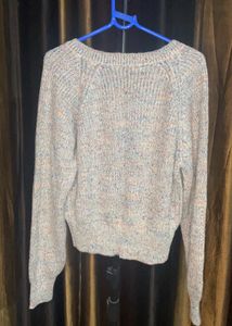 Woollen Sweater For Heavy Winters