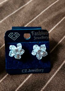 Sparkling Flower Stud Earrings