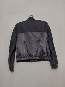 Calvin Klein Stylish Bomber Jacket