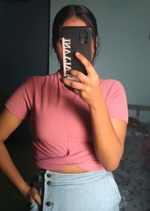 Korean Crop Top 🎽