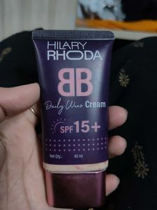 Hilary Rhoda Daily Wear BB Cream SPF 15+