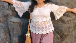 Elegant Lace White Cropped Top