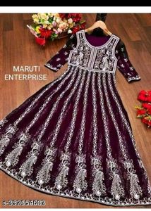 Chikan Kari Kurti