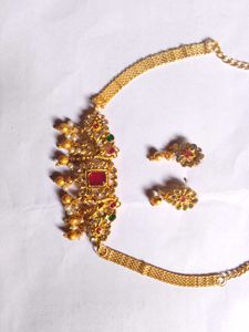 Exquisite Kundan &amp; Pearl Choker Set
