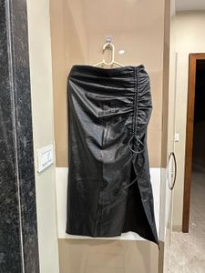 Chic Black Faux Leather Skirt