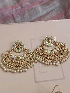 Jhumki and Earings