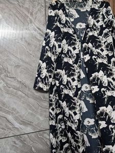 cotten &Stylish Floral long cardigan.