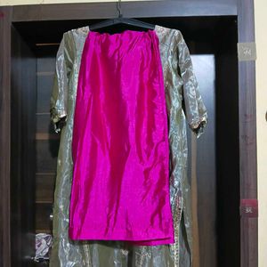 Elegant Kurta Set for Women