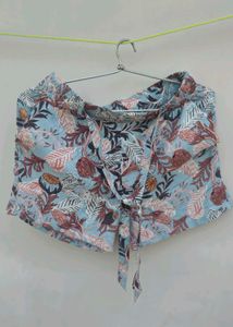 Cute Floral Tie-Front Shorts