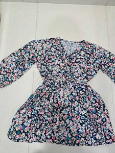 Floral Print V-Neck Mini Dress