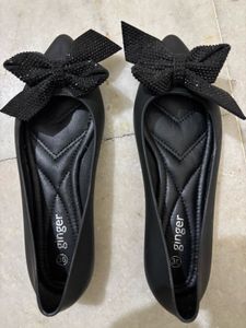 Ginger Black Bow Embellished Flats