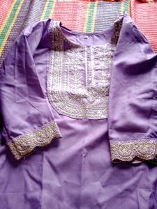 Elegant Lavender Kurta Set with Gold Embellishment