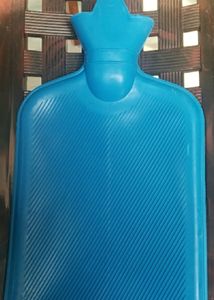 "🌡️ Giffy® Rubber Hot Water Bottle - Warm Hands, Relieve Pain, Relax Muscles! 🌈 (Multicolor) 🇮🇳"