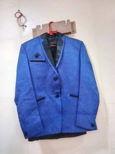 Price Drop Alert🎉😎👍Royal Blue Blazer