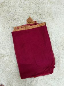 Elegant Maroon Saree with Golden Border