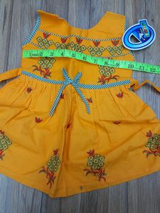 Frock With Thread Work 🧚‍♀️ ( Pack Of 2 )