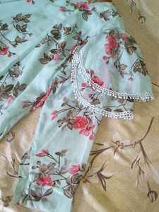 Beautiful Floral Print top  with long sleeves