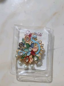 Saari Safety Pin