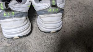 Nike Air Monarch IV Men's Sneakers 👟
