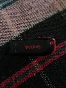 SanDisk Pendrive