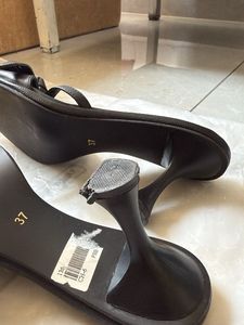 Chic Black Bow Heeled Sandals