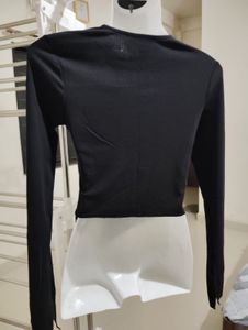 Size-S Chic Black Cutout Long Sleeve Top