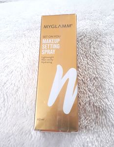 MyGlamm Set On You Setting Spray (60ml) | Long Las