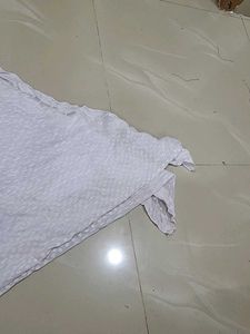 Elegant White Chikankari scaff