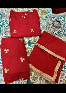 one time usedEmbroidered Green Kurta Set