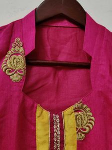 Embroidered Pink Kurta
