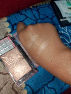 Shimmering Highlighter Duo