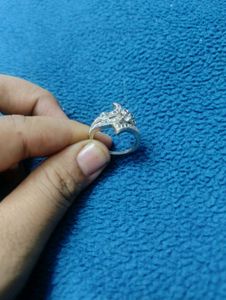 Sparkling Engagement Ring Set