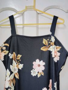 black bodycon dress