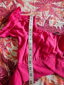 New Off-Shoulder Tie-Up Crop Top