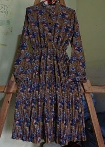 Vintage Style Pleated Midi Dress