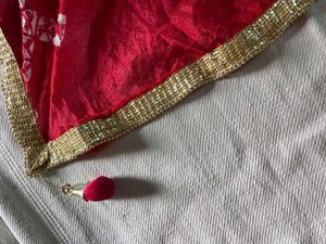 Off White Anarkali Kurti With Red Dupatta
