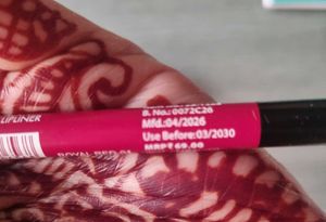 Swiss Beauty Matte Liquid Lipstick &amp; Liner