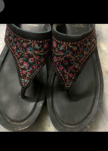 Stylish Women's Flip-Flops