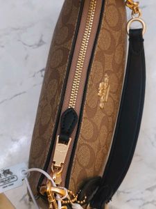 Coach Teri Black 🖤 Shoulder Bag