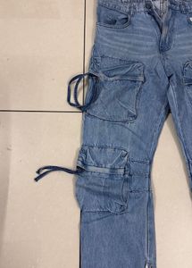 Stylish Light Wash Cargo Jeans