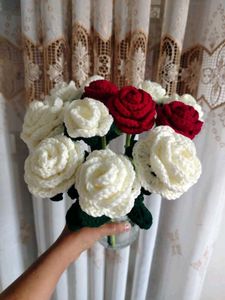 Handmade Crochet Rose Bouquet set of 2