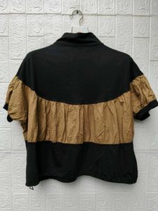 New with tag Korean Chic Black &amp; Tan Puff Sleeve T