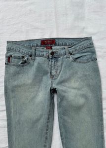 Low rise Y2K flared jeans