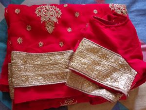 Womens Red Saree