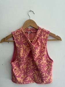 Floral Twist Front Sleeveless Top
