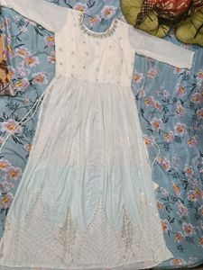 Elegant White Anara cut